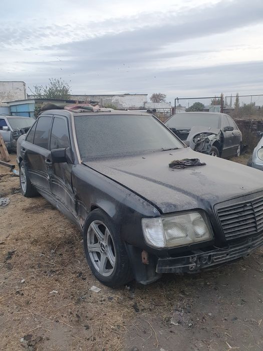 Mercedes W124 E220 1994г m111