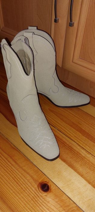 Hailys botki kowbojki kozaczki beżowe 38 Nowe