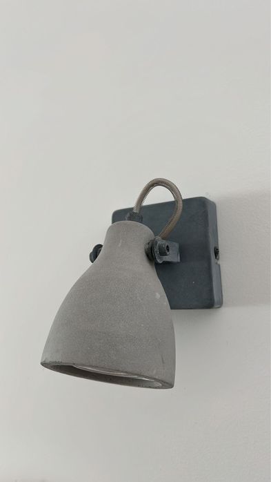 Candeeiro parede betão