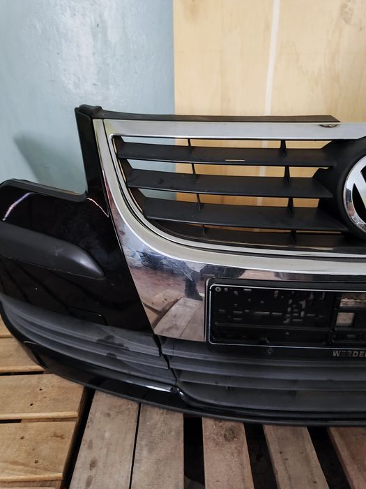Бампер передній VW Touran 2007-2010p LC9X Бампер передний Тоуран Туран