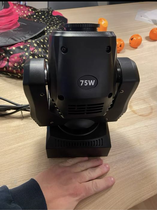 Vendo 4 moving head de 75w