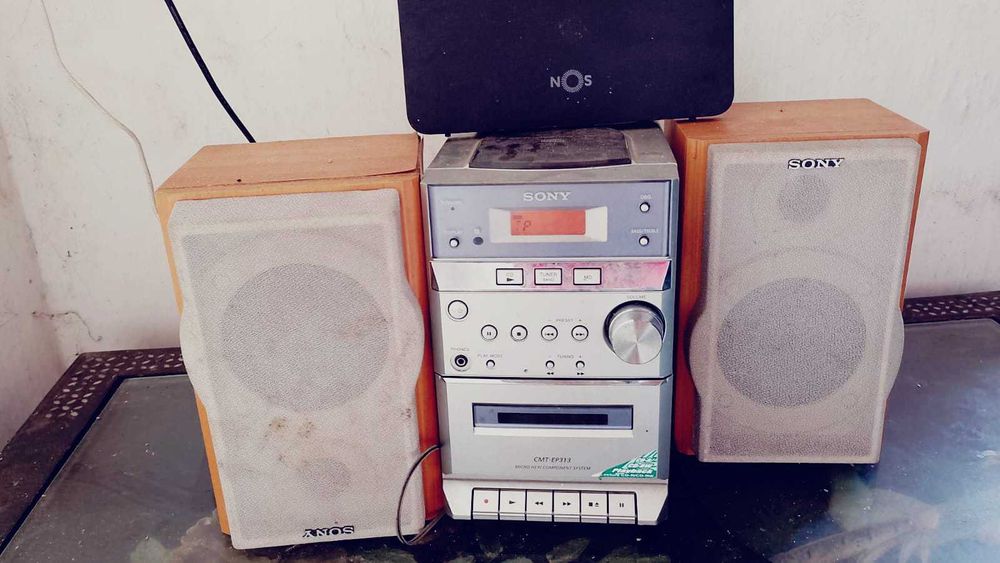 Vendo todas essas coisas por 550