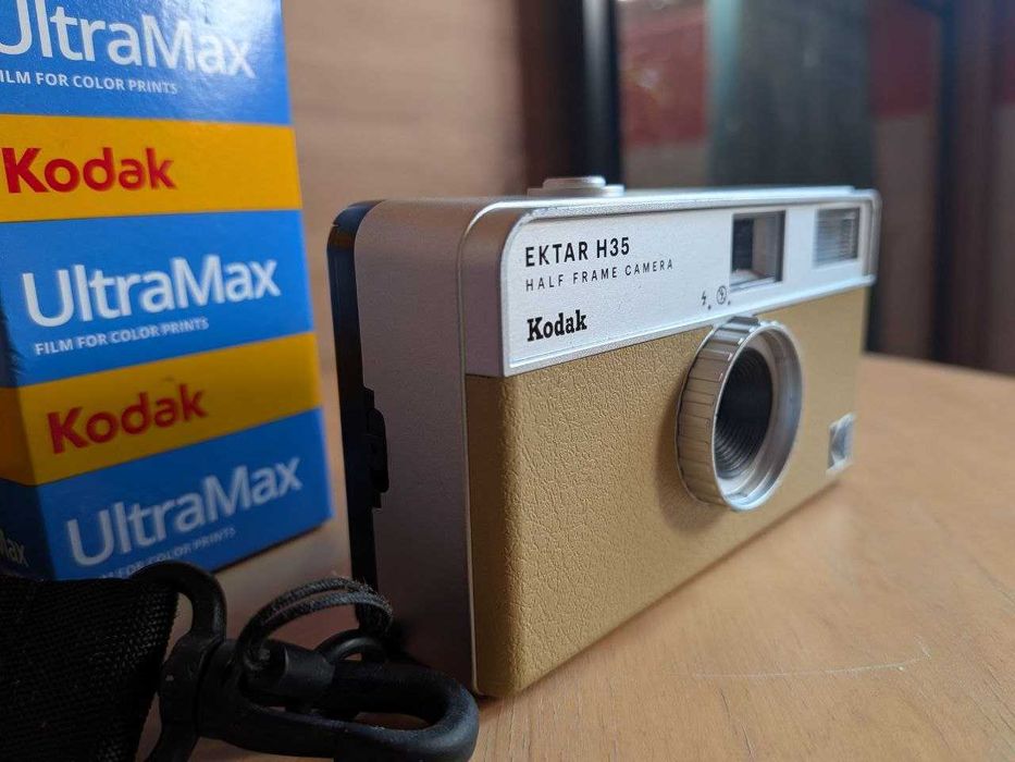 Kodak Ektar H35 + 3 rolos Ultramax 400