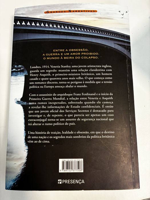 Precipício-Robert Harris