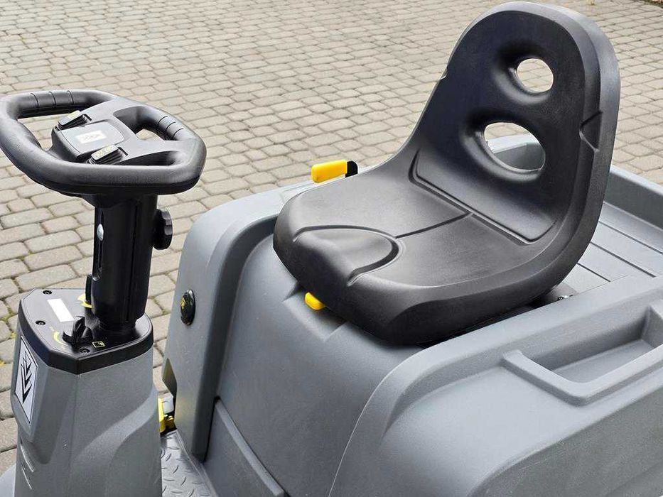 Zamiatarka KARCHER KM 85/50 R Bp Pack 2019 R SERWIS GWARANCJA 91 godz.