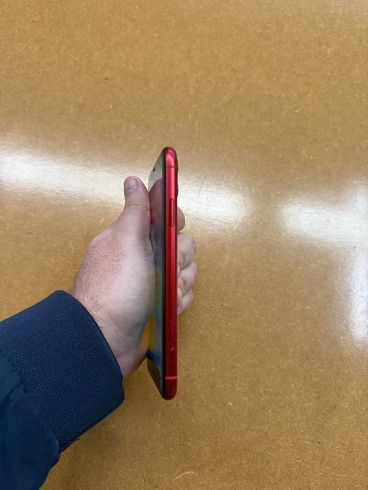 iPhone 11 Red 128Gb