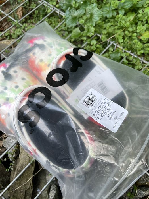 Crocs нові оригінальні крокси tie dye з хутром тапочки утепленні lined