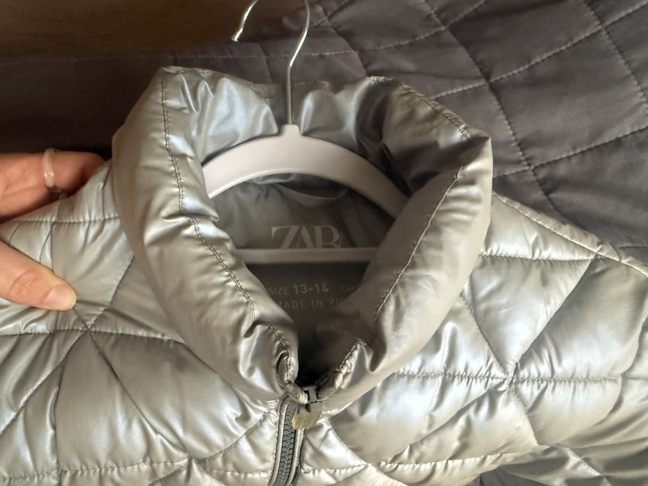 Курточка zara куртка