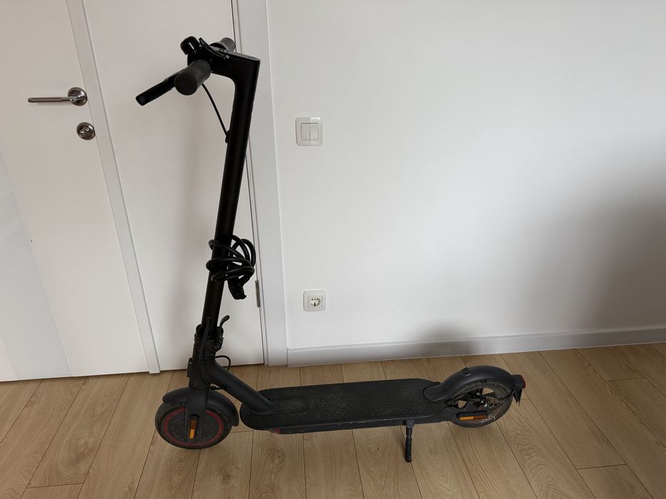 Електросамокат Xiaomi Mi Electric Scooter Pro 2