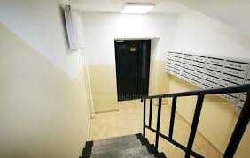 Миття, прибирання під'їздів