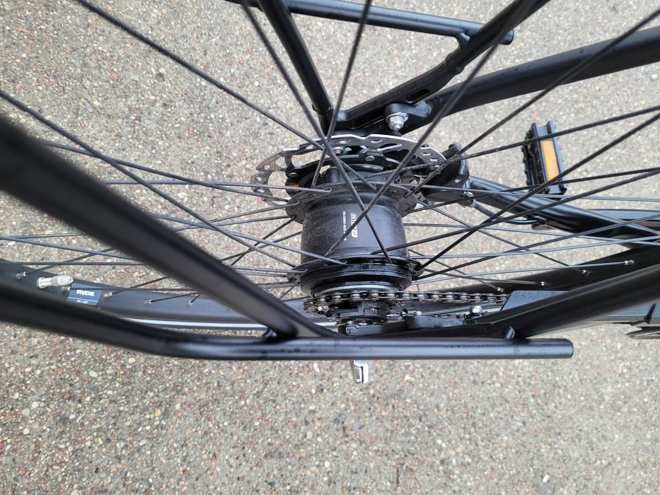 Rower Pegasus Strong SL Black  Nexus  Suntour  rozm. 60  STAN IDEALNY