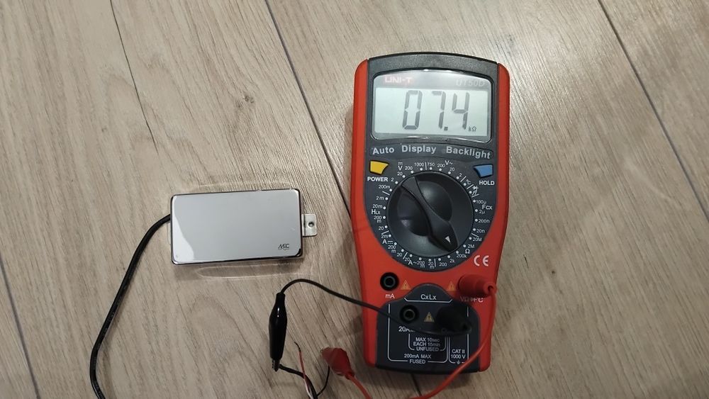 Humbucker pod gryf Mec alnico 5 M 60332