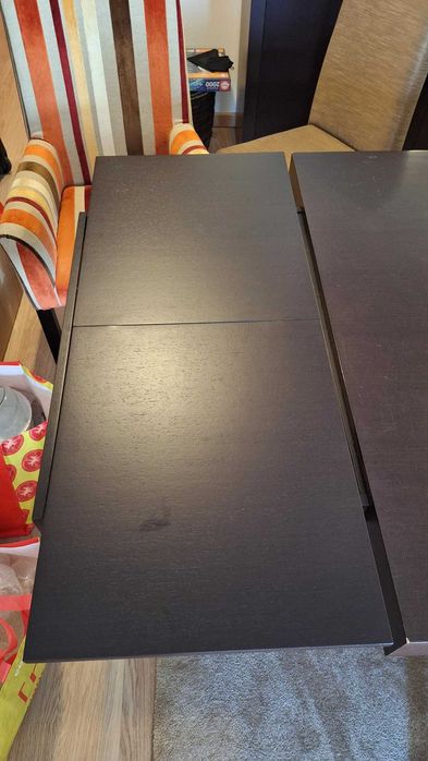 Sala de Jantar de qualidade e em muito bom estado