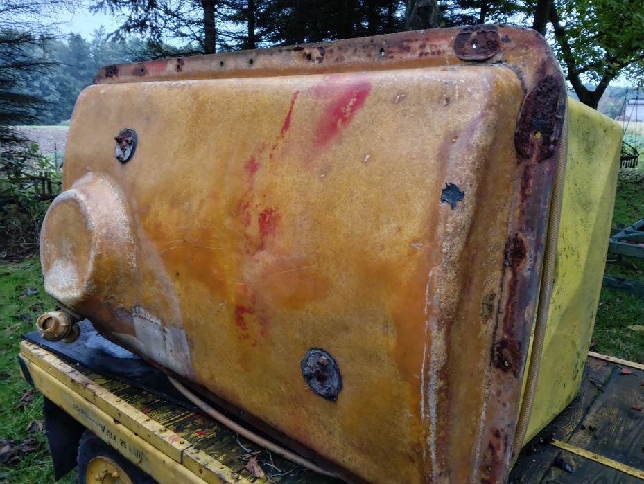 Zbiornik 1000l do naprawy