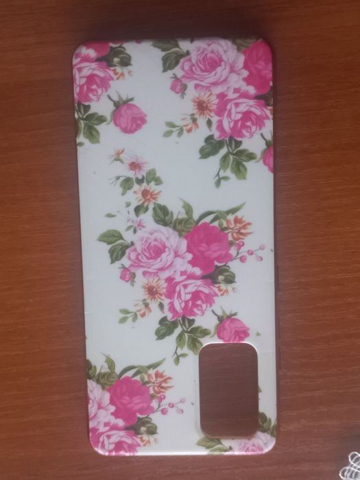 Продам чохли на Samsung a32 4q