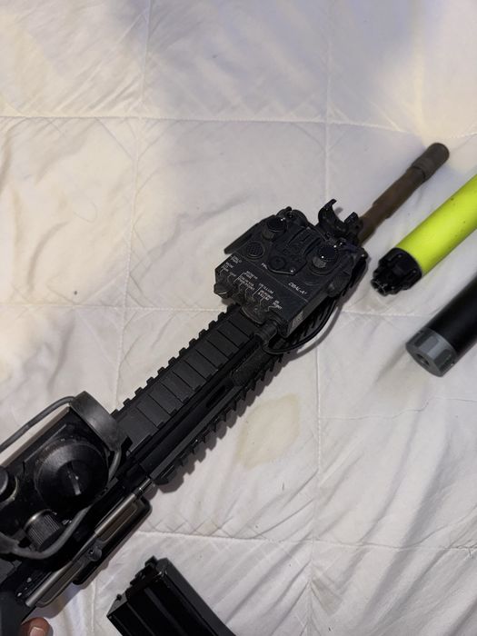 M4 Airsoft full metal gas blowback