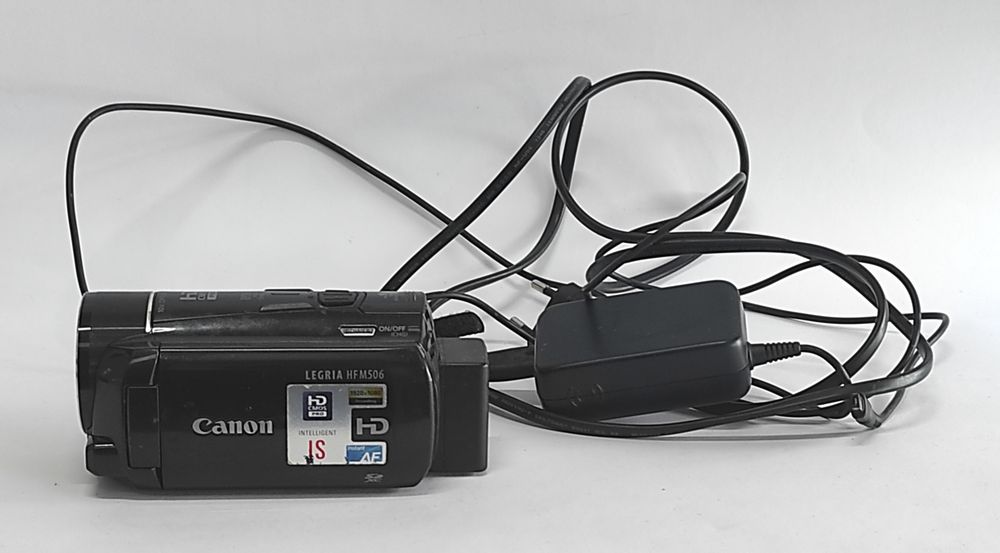 Видеокамера Canon Legria HF M506 Япония