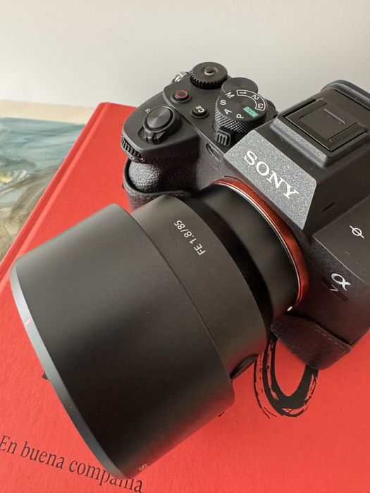 Objectiva Sony 85 mm f1.8 na caixa
