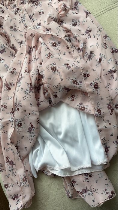 Платье на девочку рост 140 нежно розовое