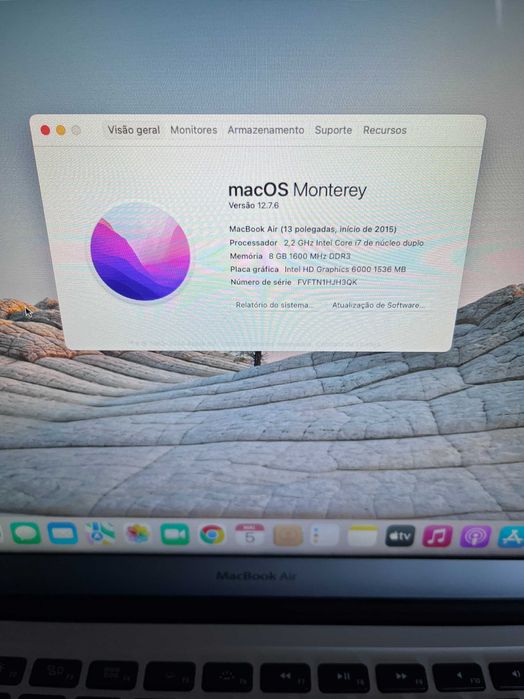 Macbook Air 13 2015 i7-256 GB SSD/ 8GB RAM