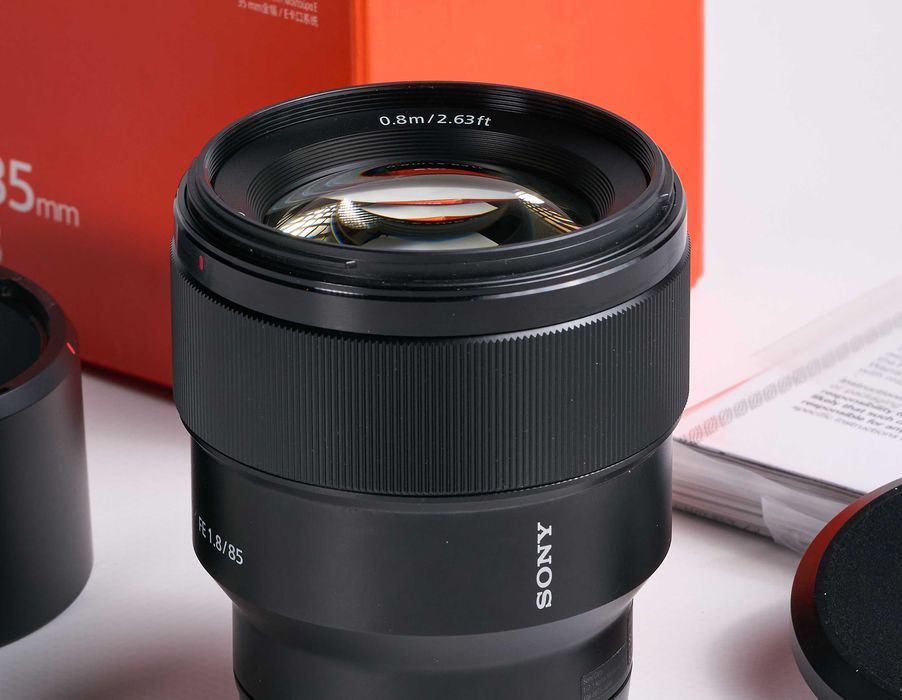 Об'єктив Sony FE 85mm F1.8 SEL85F18