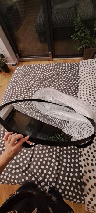 Lustro okrągłe 80 cm czarne na pasku Perito