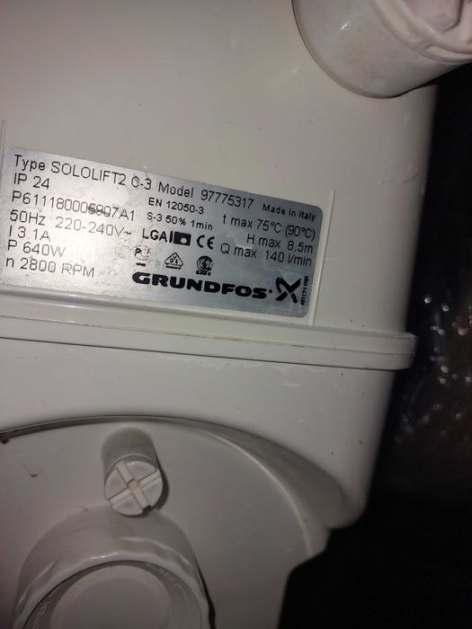 Bomba elevatória Grundfos