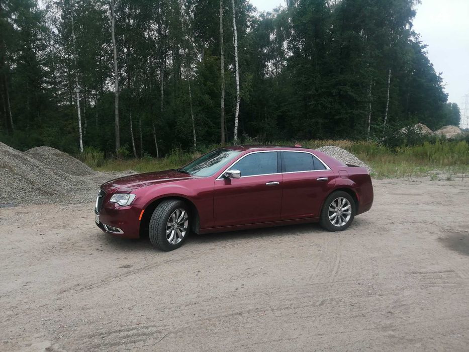 Sprzedam samochod osobowy chrysler 300