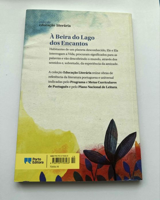 Maria Alberta Menéres - À Beira do Lago dos Encantos