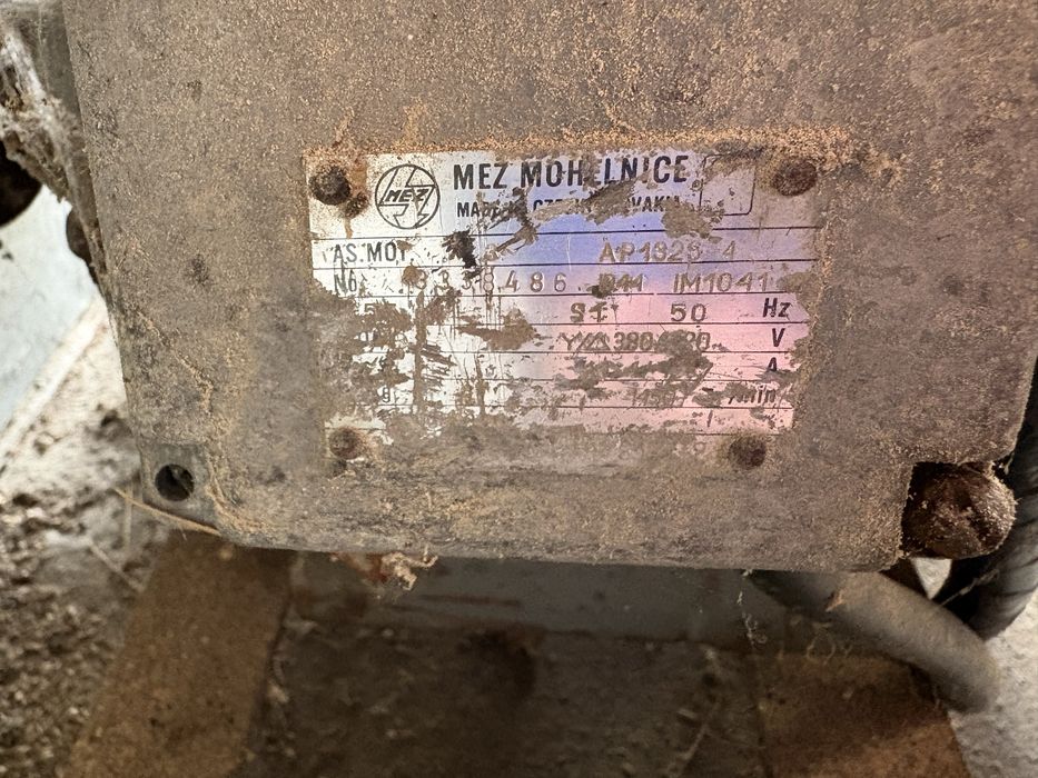 Silnik mez mohelnice 5,5 kW 1450 obr.