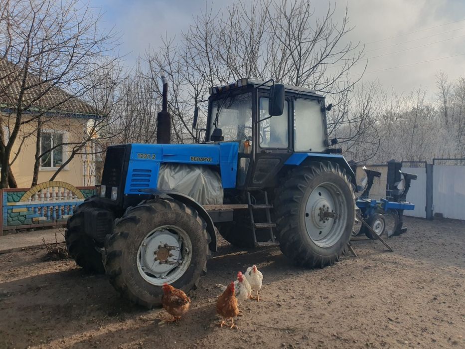 Продам МТЗ 1221.2