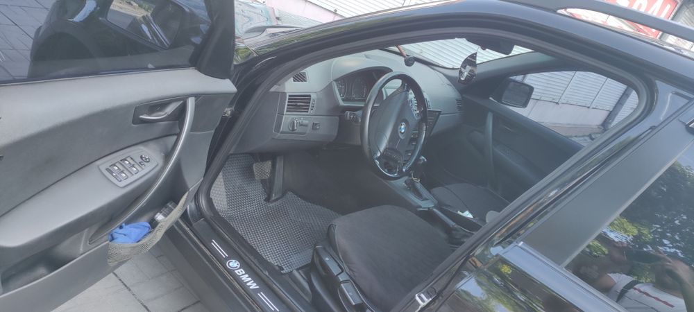 Продам BMW X3 E83.