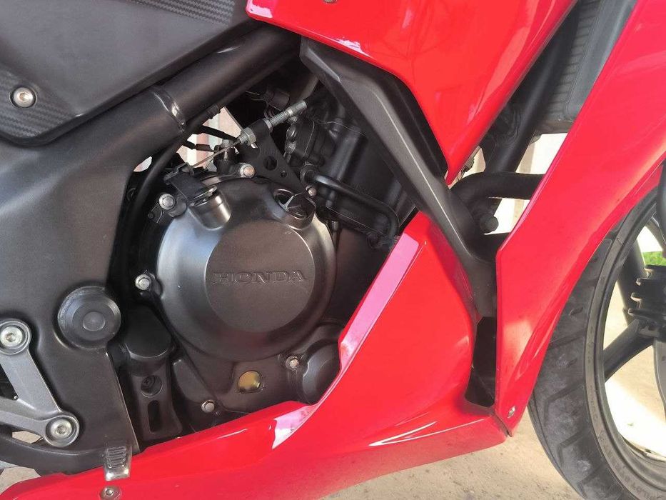 Мотоцикл Honda CBR 250R