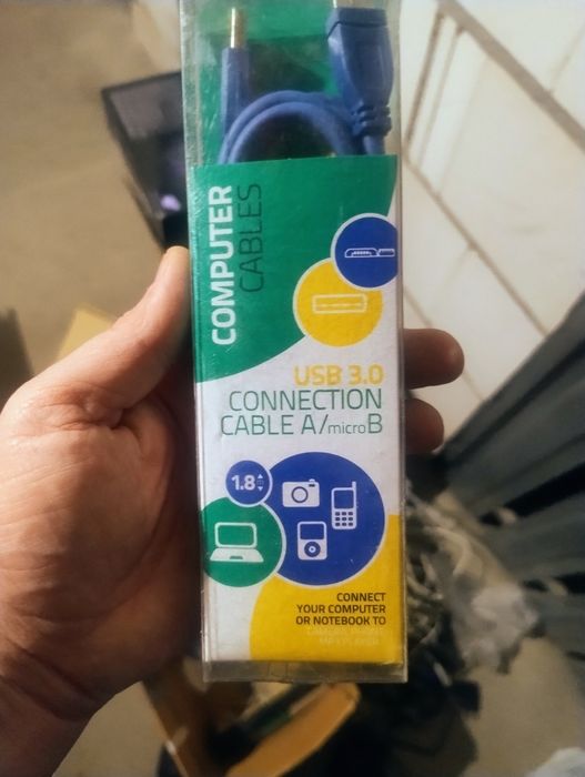 Kable do laptop aparat