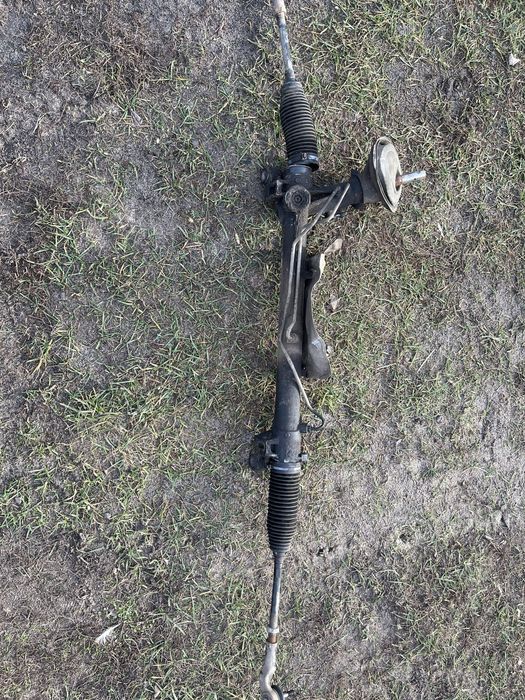 Рульова рейка Ford C-Max  2007 року з наконечникамм