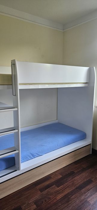 Łóżko pietrowe black red white białe