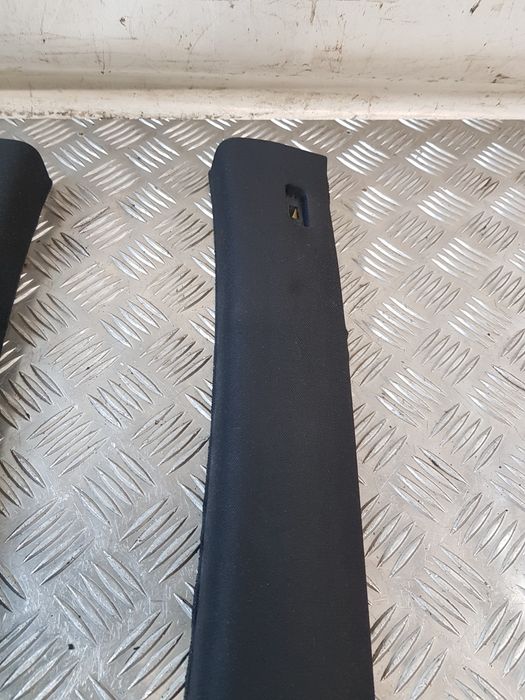 Osłona Słupka Czarna Przód Prawa 7058332  + Lewa 7058331 Bmw E90
