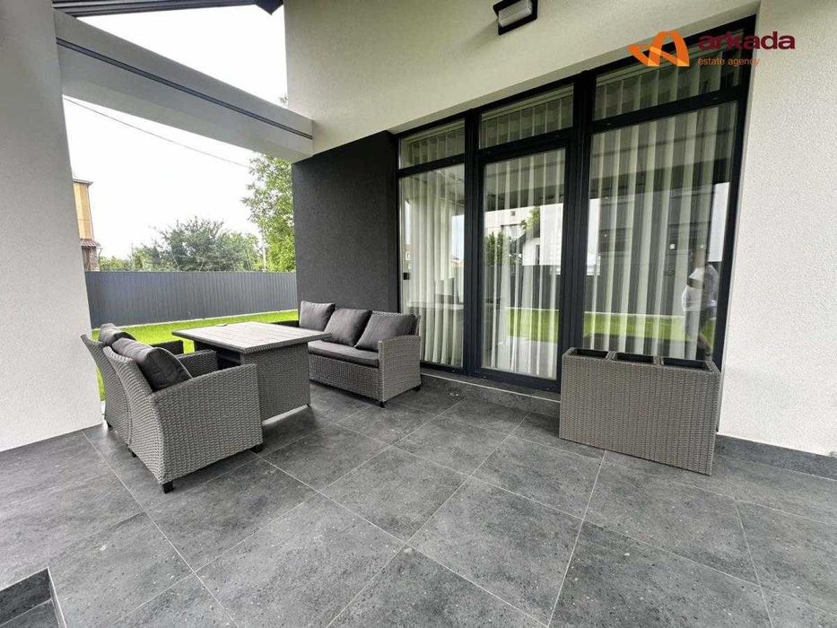 Продаж. Будинок з сучасним ремонтом. Івано-Франківськ. Крихівці