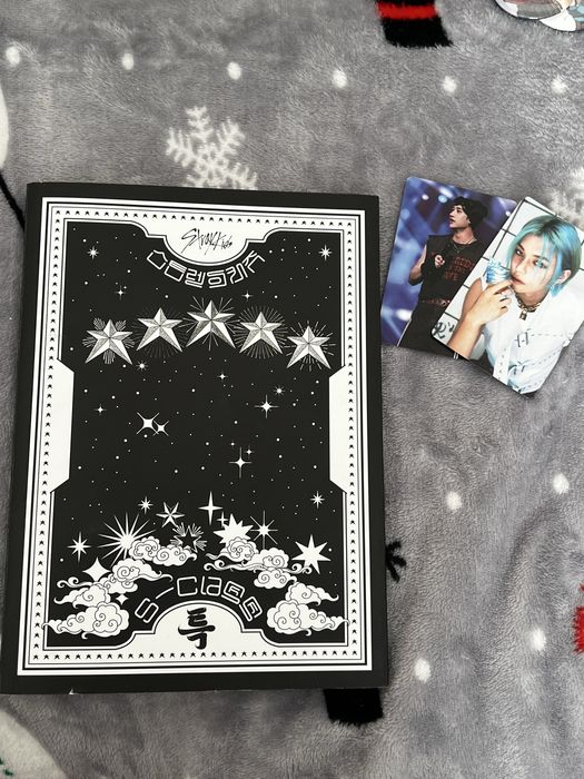 Альбом Stray Kids - [(5-ЗІРКОВИЙ)]