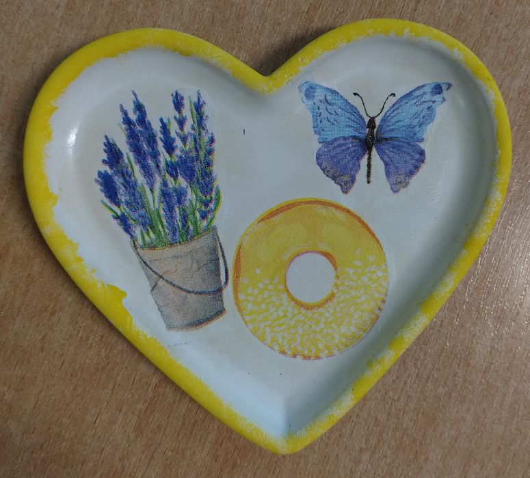 Zestaw 20 talerzyków do decoupage i 20 serwetek