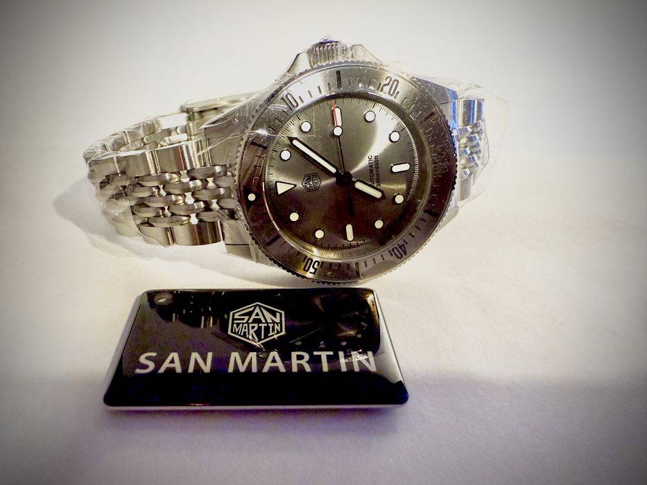 Elegancki San Martin z japońskim mechanizmem