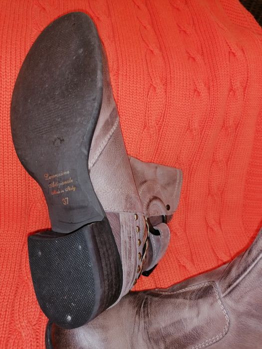 Botins em pele prof(37)