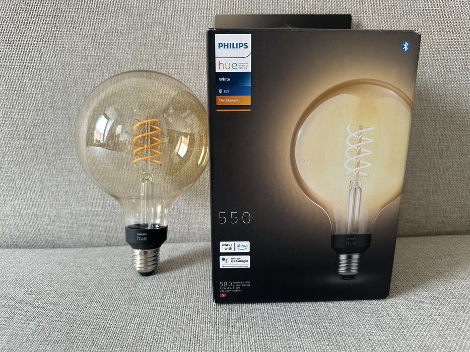 Philips hue 550 White G125 - bardzo duża żarówka e27