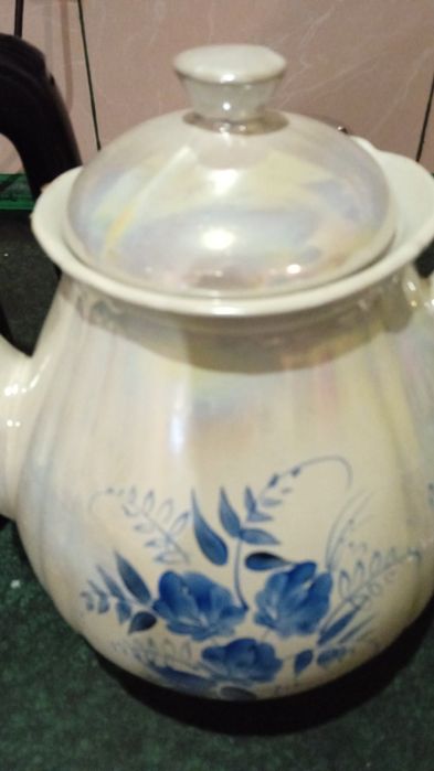 Продам чайник 3,5 л