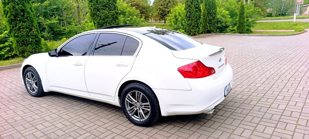 Продам Infiniti g 25X