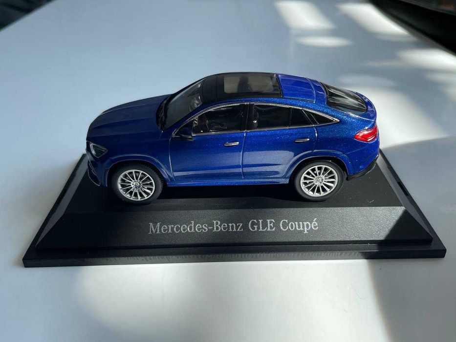 Mercedes G W463 Brabus lego 76924 Gle 1 43 64 Minichamps Welly Iscale