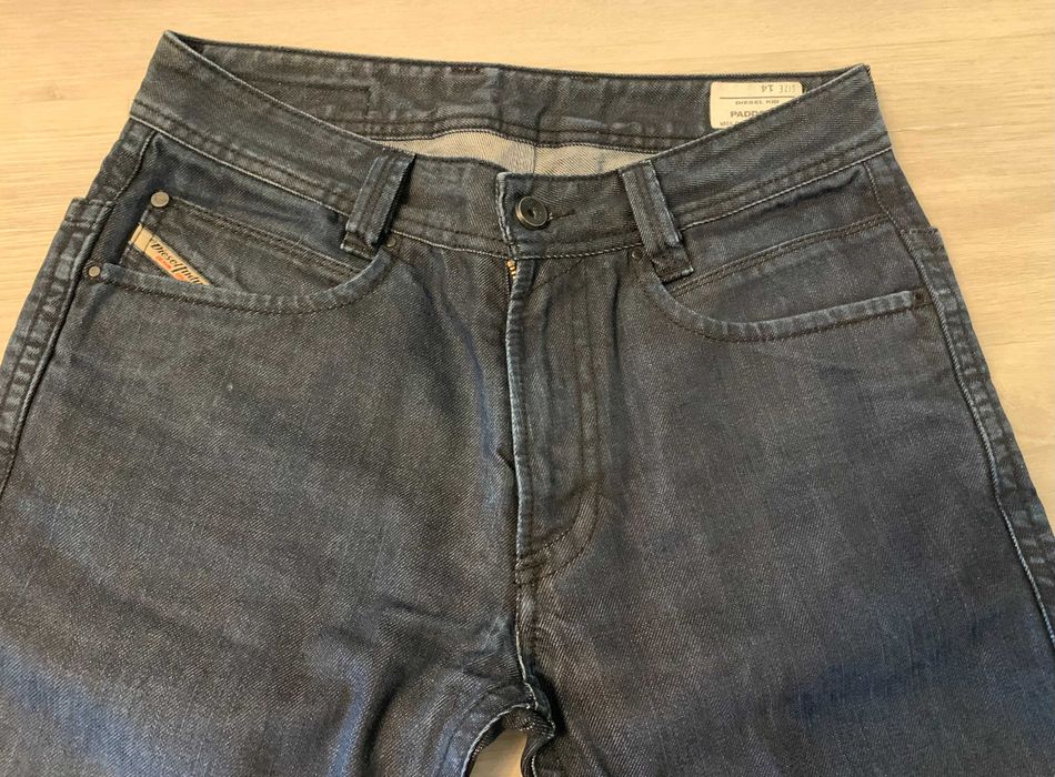 Calça de ganga marca Diesel