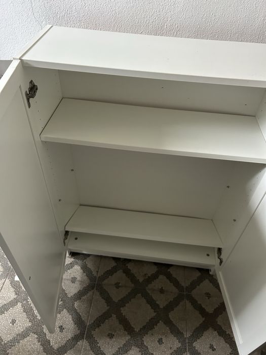 Armário IKEA duas portas