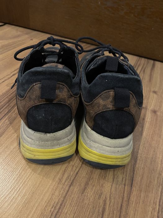 Sneakersy Carinii rozm.38