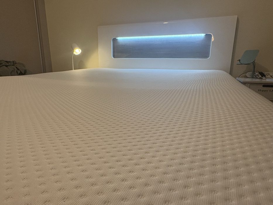 Cama Casal com arrumação e cabeceira 1,60x2,0m  sem colchao